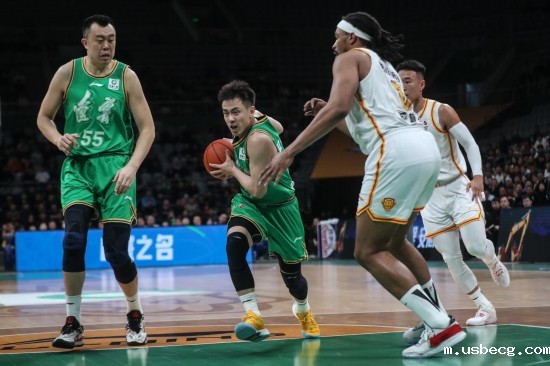 伟德移动客户端官网 | 广厦轻取新疆 山西三加时胜宁波