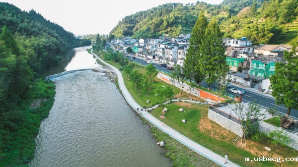 以水为媒 黟县书写河湖安澜水美伟德体育导航新篇章